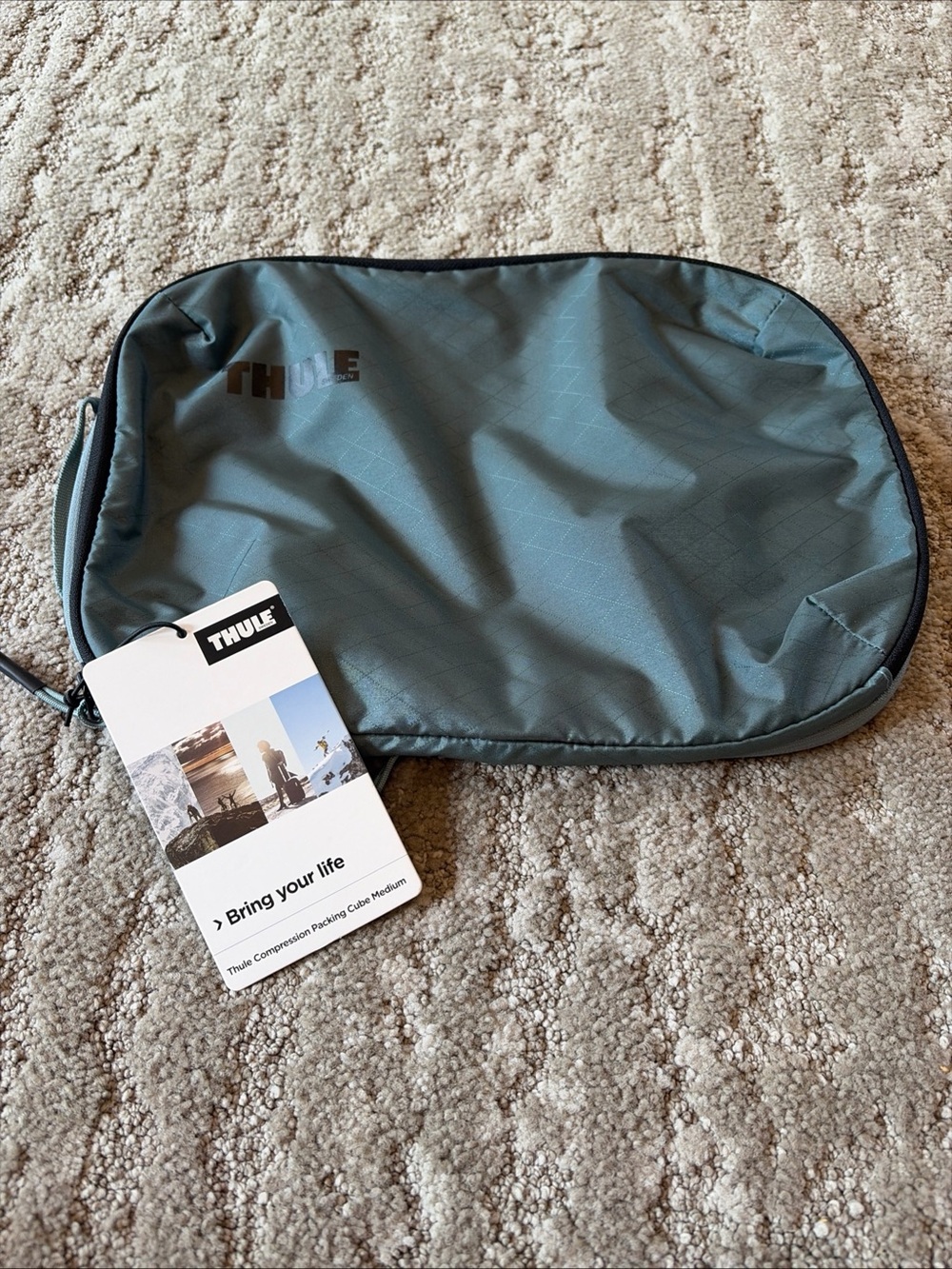 Thule Compression Packing Cube Medium Pond Gray NWT